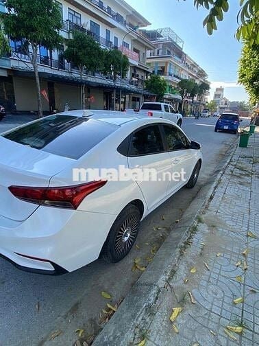 Hyundai Accent 2019 - 75000 km