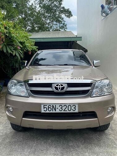 Toyota Fortuner 2008 - 102 km