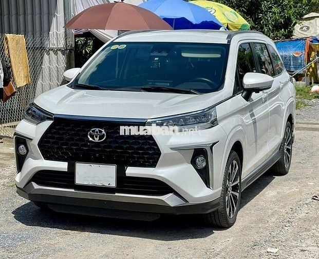Toyota Veloz Cross 2022 CVT Top
