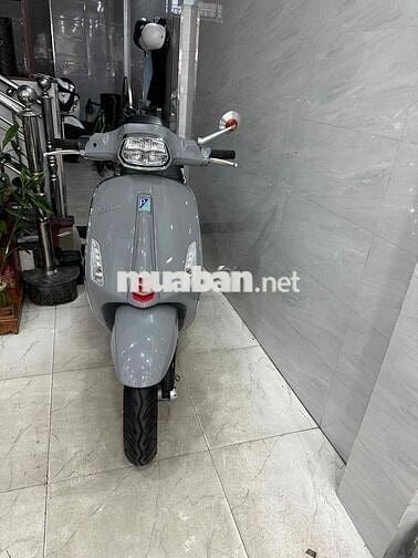VESPA Sprint ABS CHUẨN 1000km mới 99,9%