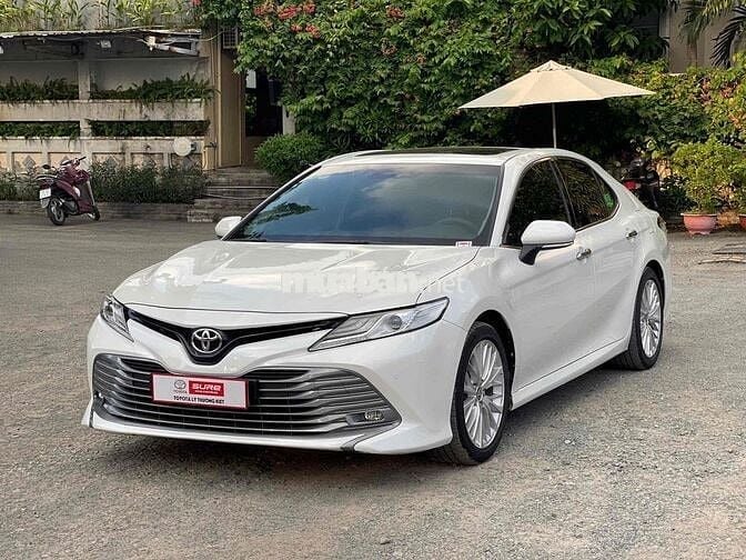 Toyota Camry 2019 2.5Q xem xe thương lượng