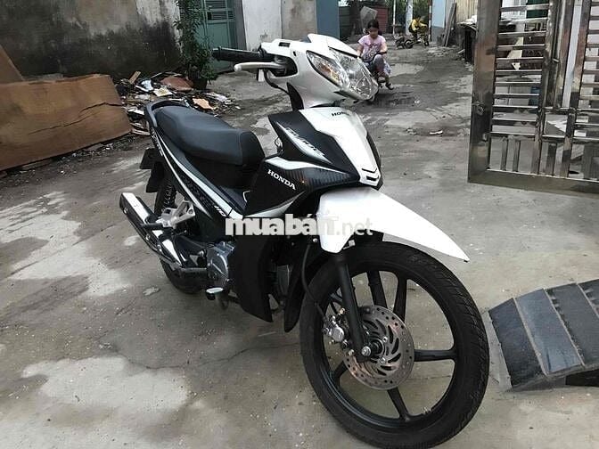 Bán xe Honda Blade 2017 biển Hà Nội