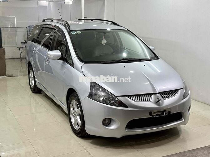 Mitsubishi Grandis 2005 2.4 AT - 99000 km