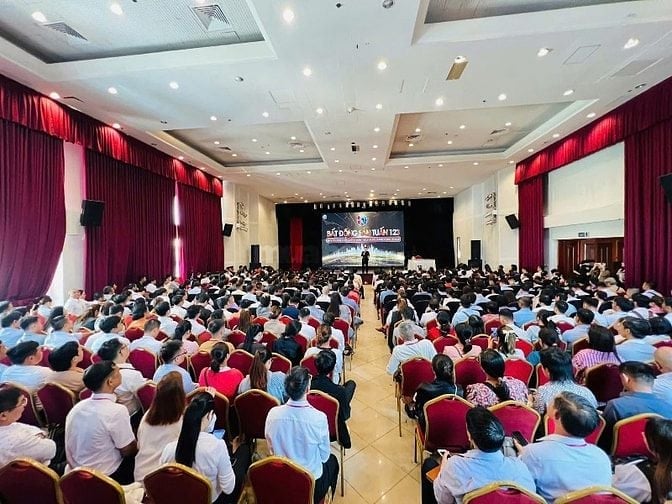 TUYỂN SINH VIÊN THỰC TẬP SINH LÀM VIỆC QUẢN LÝ NHÂN SỰ