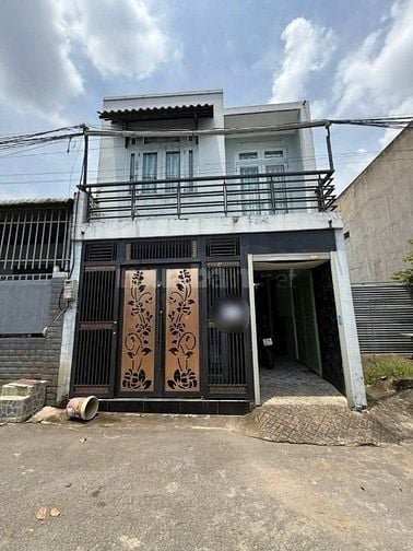 Chú 6 cần tiền bán căn nhà 1 trệt 1 lầu ở Tân Hiệp, Hóc Môn, 790 triệu