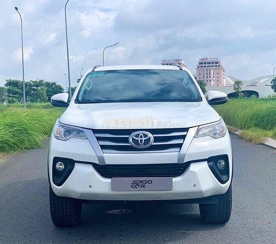Fortuner 2019 Số sàn - 83000 km Giá 739tr còn TL