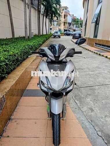 Honda Winner V3 màu bạc tuyệt đẹp