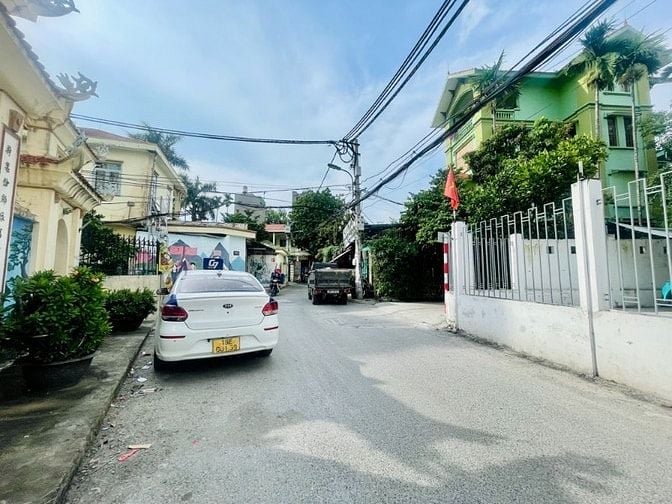 BÁN NHÀ XUÂN ĐỈNH. LÔ GÓC 1 HẦM 4 TẦNG  Ô TÔ TRÁNH. 73M2 CHÀO 20 TỶ