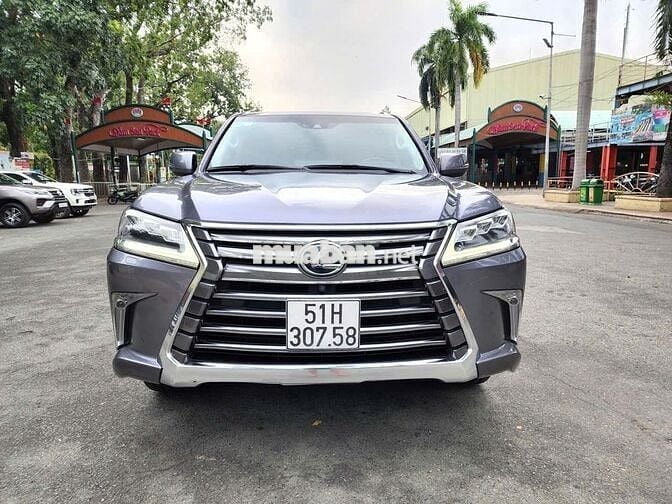 Lexus LX 570 nhập Mỹ, cực mới,xe nhà toàn trùm mền