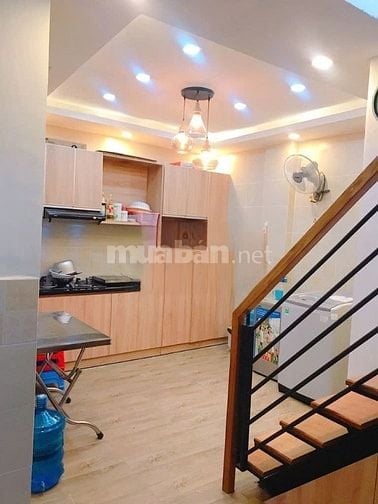 Nhà thuê Nguyễn Trãi (2pn - 2wc) - Quận 1