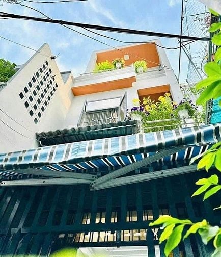 Nhà Ngộp Giá Rẻ Hẻm 5m Bùi Đình Tuý , P.24, Q.Bình Thạnh SHR