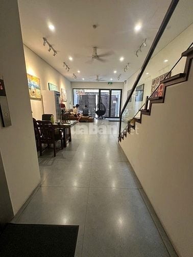 Chính chủ bán toà nhà 7 tầng phân lô phố liễu giai quận ba đình hà nội