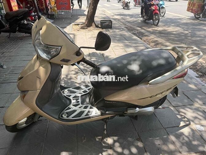 xe lead 2012 cần bán