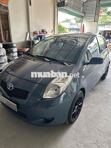 Toyota Yaris 2007 1.5 AT - 100000 km