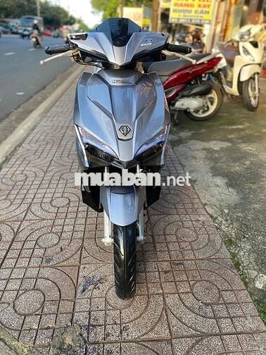🌟Bán AirBlade.2019.125Fi.khoá ga bạc đen chính chu