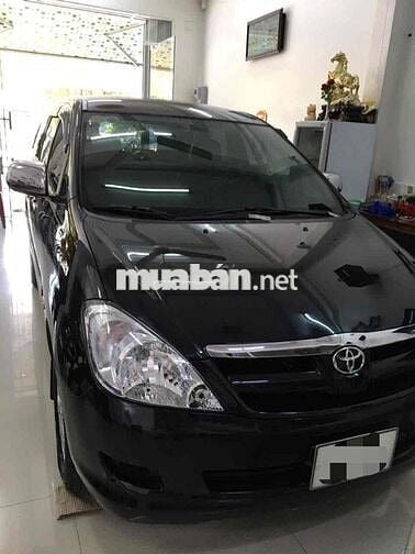 Xe Innova rất đẹp,xe gia đình sử dụng