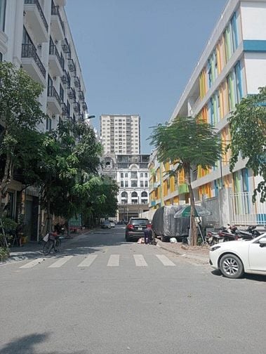Bán Tòa Nhà VP Đường Đội Cấn Liễu Giai Ba Đình Hà Nội Diện tích 88 m2 