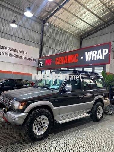 Mitsubishi Pajero 7 chỗ, 2 cầu số sàn, chính chủ
