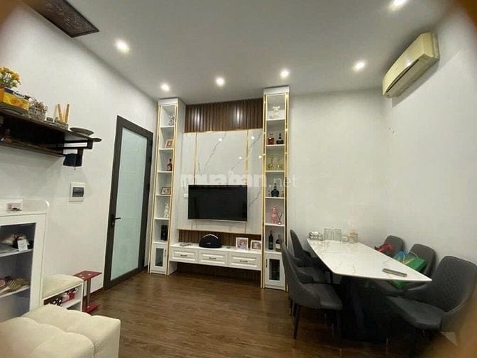 Cho thuê Căn Hộ TT Vĩnh phúc - Ba đình -70M - Căn Góc - 2Pn -11,5 trệu