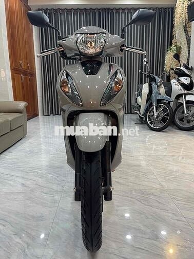 vision xám xi măng ĐK 24-7-25 SD 124km mới 99,9%