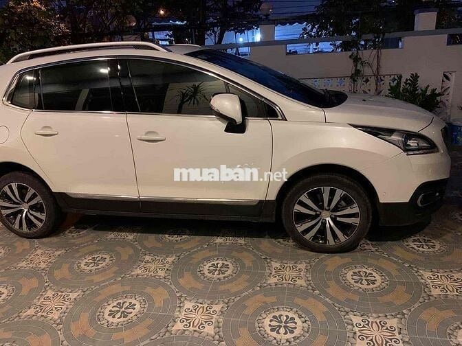 Peugout 3008 Sport 2018 G 4x2 AT - 98000 km