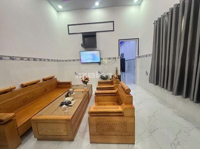 Nhà mới xây 5x25 có thổ cư. gần chợ, ủy ban. 1,19 tỷ 