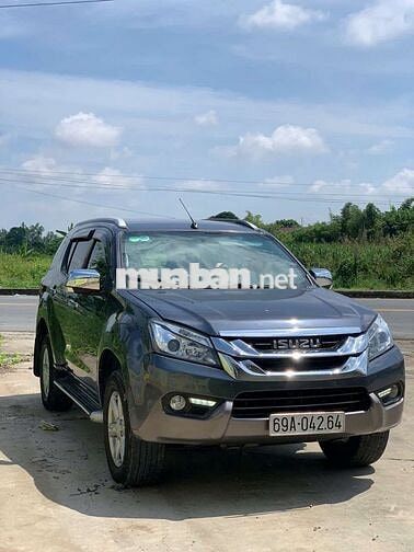 Isuzu Mu X sản xuất 2017 2.5 MT - Zin không lỗi