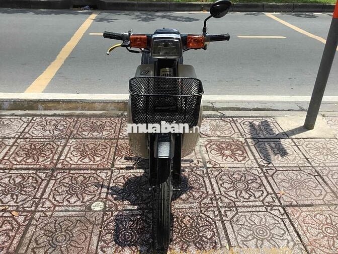xe cub Nhật 90 cc màu xanh nhớt đk 1996