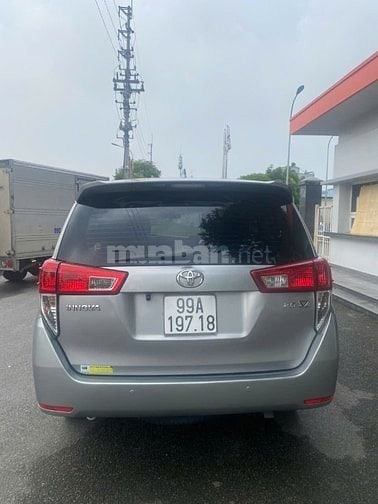 Toyota Innova 2017 2.0V - 165000 km