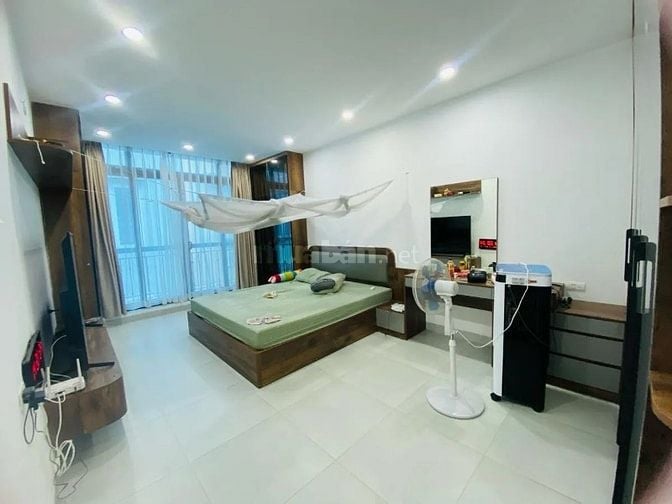 Siêu Phẩm Phân lô Trần Duy Hưng, Thang máy, 49 m, 6 tầng, giá 16,5 tỷ 