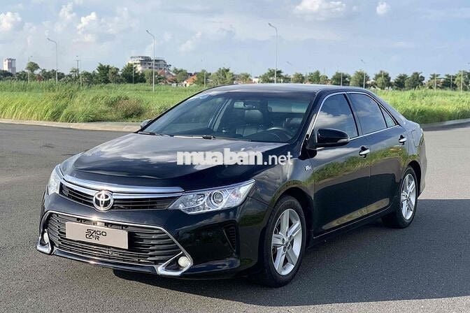 Toyota Camry 2017 2.5Q giá hợp lý