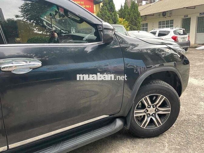 Toyota Fortuner 2019 2.4G 4x2 AT - 750000 km
