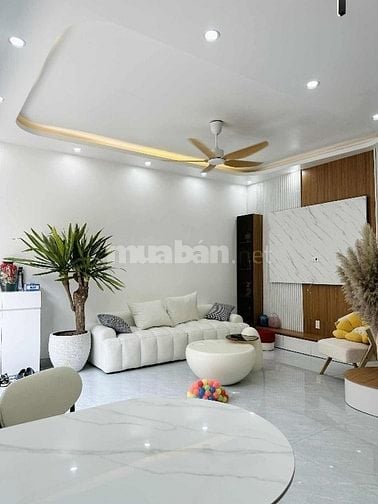 Giảm giá cực sâu nhà chính chủ đường Nguyễn Văn Lượng, Gò Vấp, giá 4ỷ2