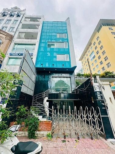 Cho thuê toà nhà mặt tiền Phạm Ngọc Thạch, Phường Võ Thị Sáu, Quận 3.