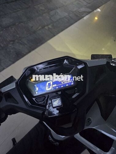 Vario 160 Odo 4800 đời 2025.