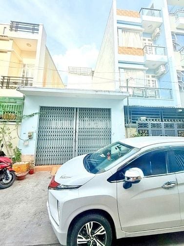 NHÀ HẺM 413 LÊ VĂN QUỚI, HẺM XE HƠI TỚI NHÀ, 80M2 ( 5*16 ) VUÔNG VỨC