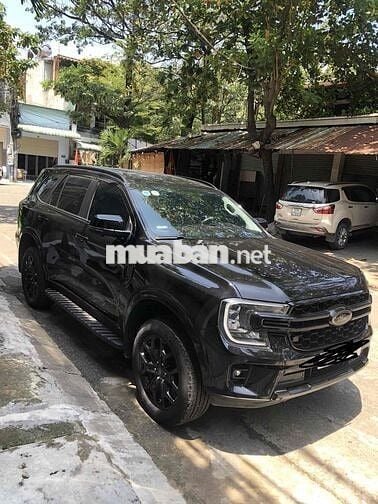 Ford Everest 2023 Sport 2.0 AT 4x2 - 15000 km