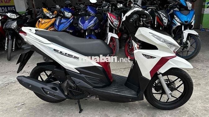 Click thái 125 trắng 2016 66746 ( hỗ trợ góp )