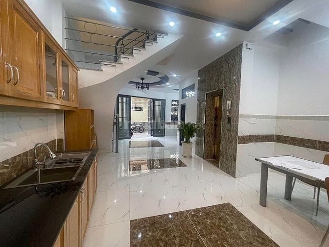 KHU VIP Q.11 đường Lê Thị Bạch Cát, Sổ Cất két, Ngang 5.5m Giá 5.6Tỏi 
