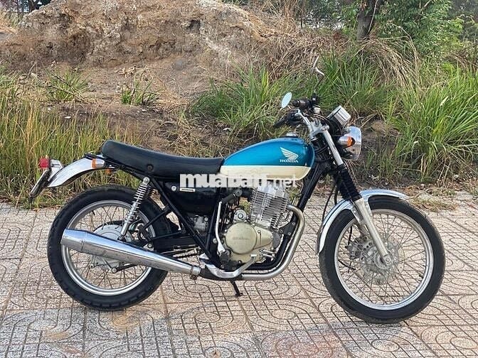 Honda Cb400ss có đề chìa hiss