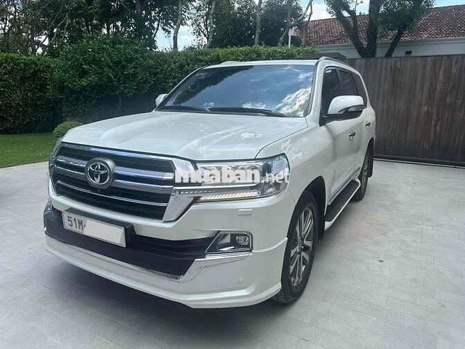 Toyota Land Cruiser 2018 VX-R - Bản Trung Đông