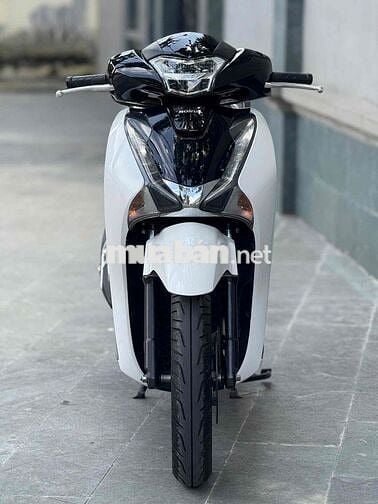 SH 125i 2018 BSTP 92628 TRẮNG ĐEN