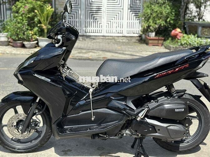 AB 2022 đen bóng xe Zin chất chính chủ máy cực em