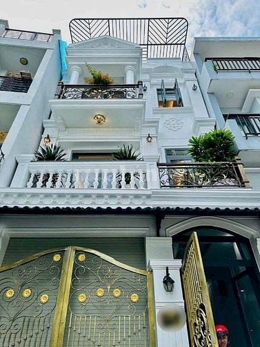 Giảm sâu 300tr nhà Trần Quốc Thảo, gần bv Tai Mũi Họng, 1T2L dthc 82m2