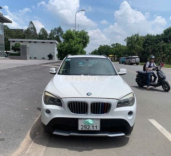 Bán rẻ BMW X1 2011 Zin độ full rất đẹp Hoặc đổi 7c