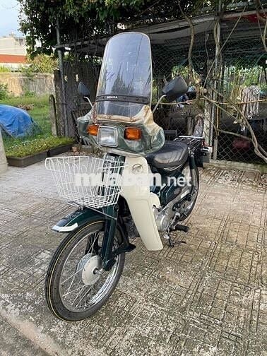 Custom 90/1997 ( xe đấu giá nhật ) chưa có gi.ấy