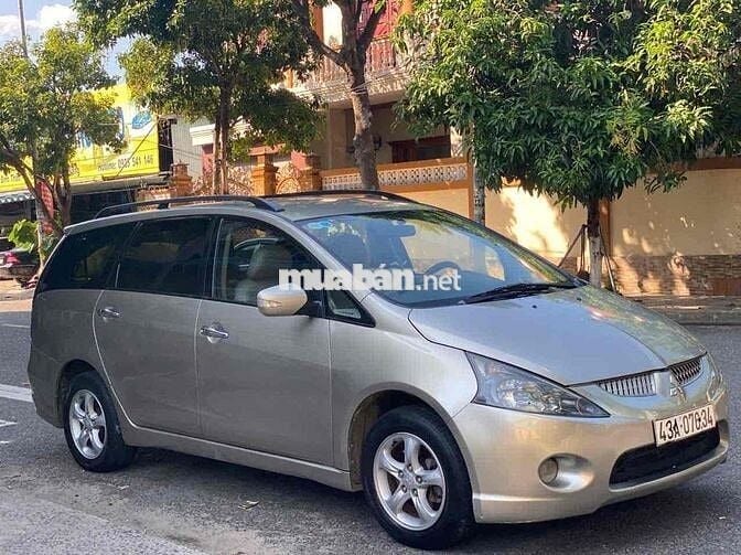 Mitsubishi Grandis 2005 2.4 AT - 145000 km