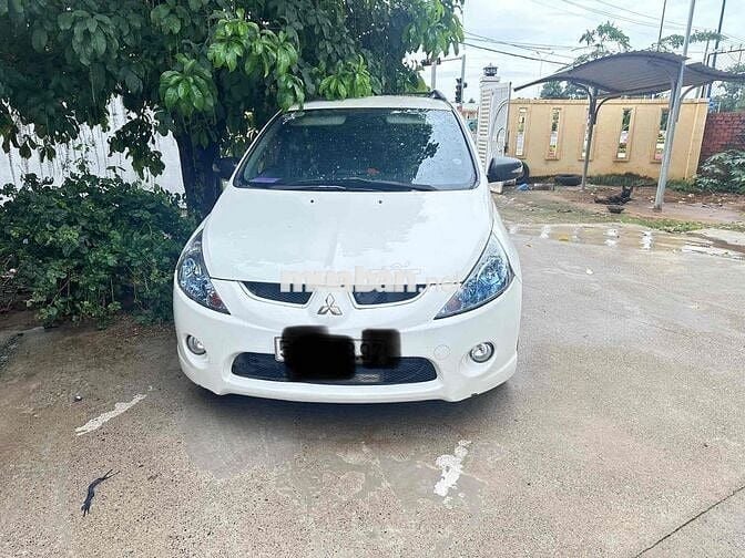 Mitsubishi Grandis 2009 - 145000 km