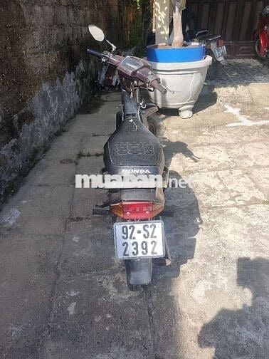Nhà dư cần ban