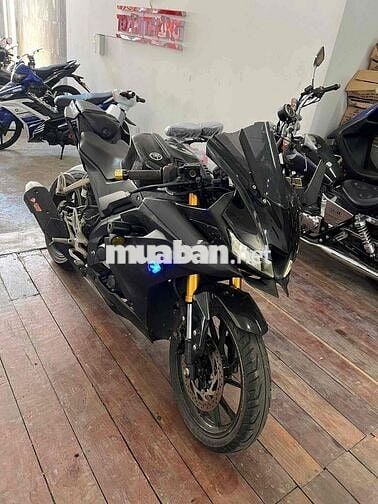 YAMAHA -R15 -HỖ TRỢ TRẢ GÓP